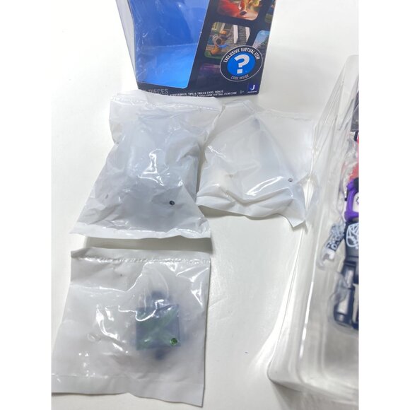 Star Sorority Rosalia Roblox Toy NO ONLINE CODE! All New Toys Inside Box - Picture 4 of 11